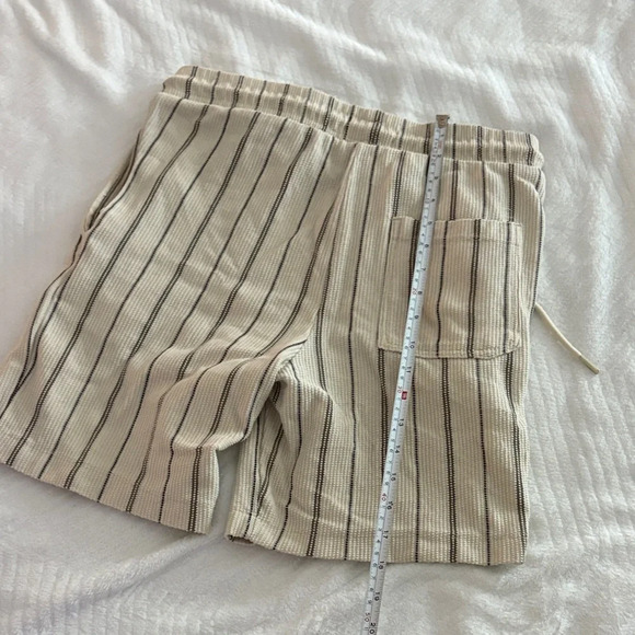 Denim & Flower Cream and Black Striped Men's Shorts - Picture 3 of 3
